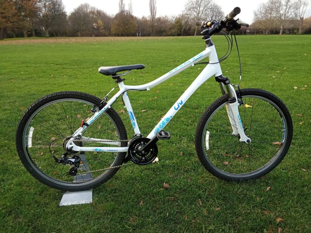 liv enchant (2017), 18 frame, 26 wheel, 3 x 7 gears, white