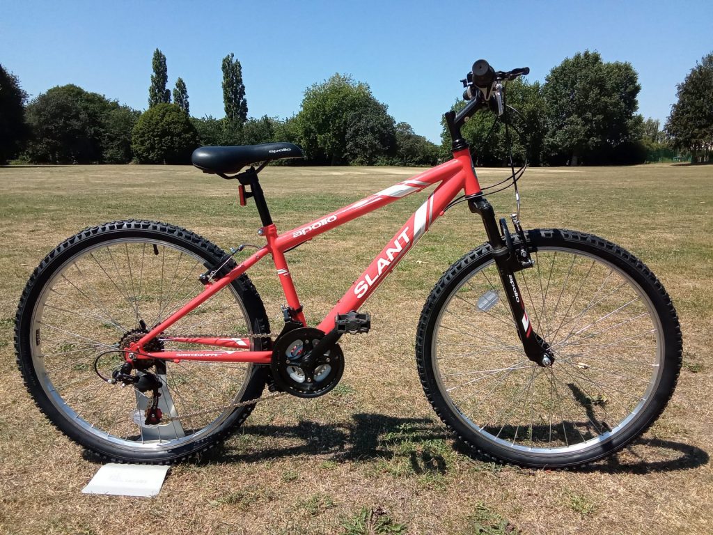 apollo slant, 14 frame, 26 wheel, 3 x 6 gears, red
