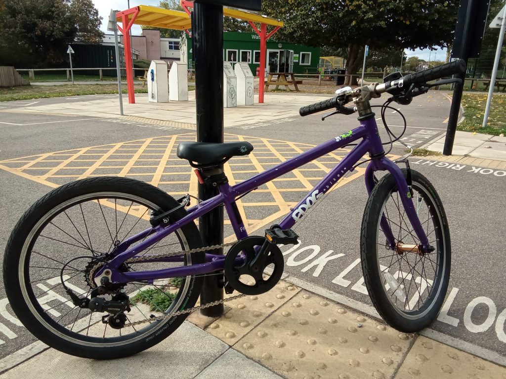 frog 52, 20 wheel, purple