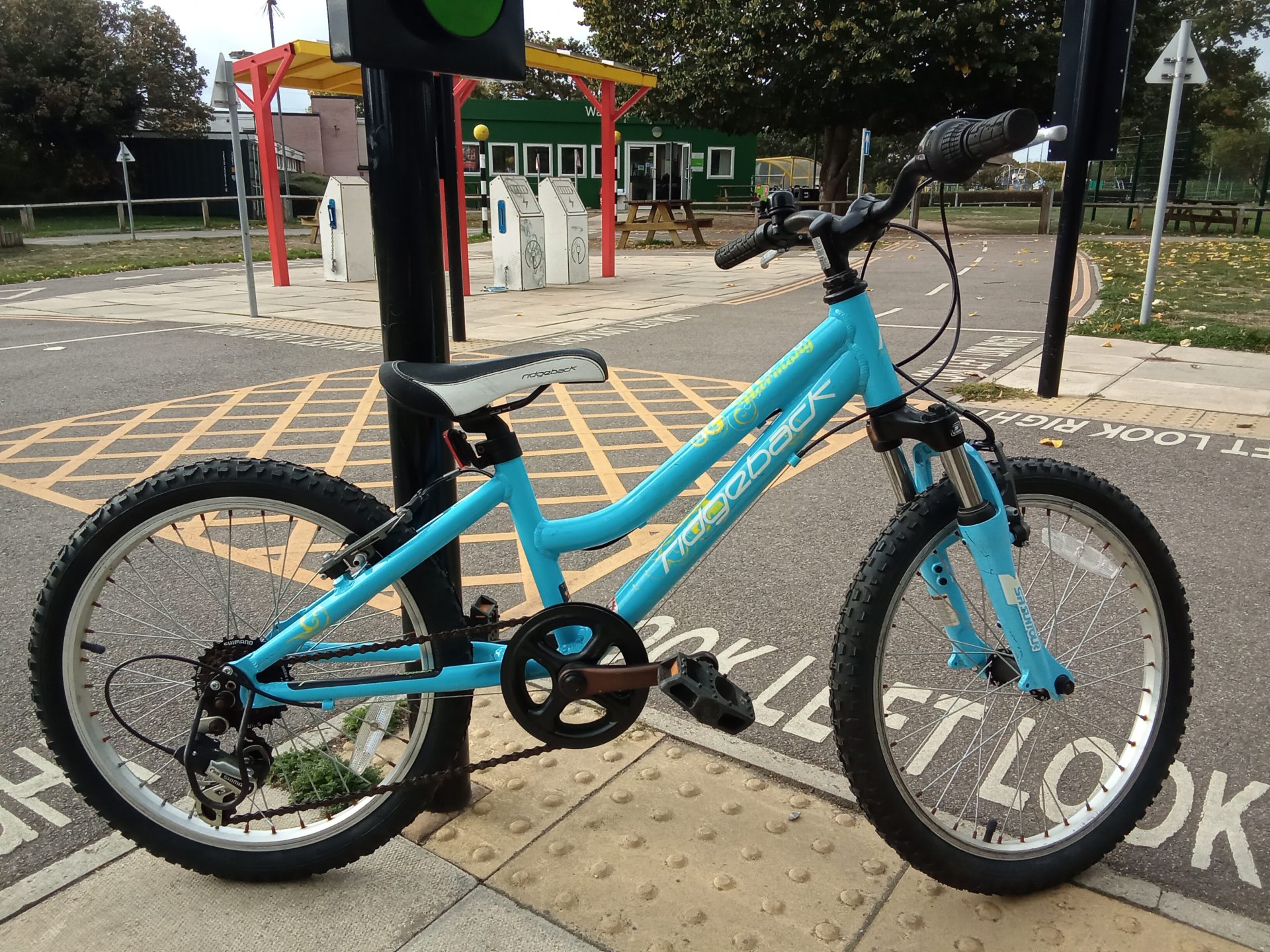 ridgeback harmony, 20 wheel, light blue