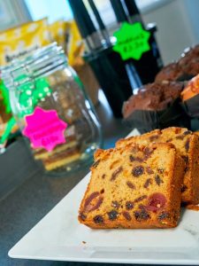 watford cycle huib cafe